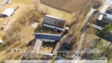 Einfamilienhaus zum Kauf provisionsfrei 199.900 € 9 Zimmer 176,9 m² 30.266 m² Grundstück Hadermannsgrün Berg 95180