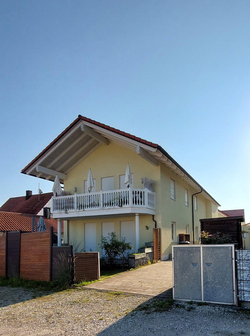 Terrassenwohnung zum Kauf provisionsfrei 699.000 € 5 Zimmer 135,4 m²<br/>Wohnfläche EG<br/>Geschoss Eichenried Moosinning (Eichenried) 85452