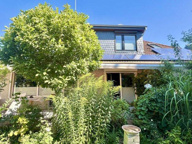 Einfamilienhaus zum Kauf 650.000 € 8 Zimmer 195 m² 560 m² Grundstück Bemerode Hannover / Bemerode 30539