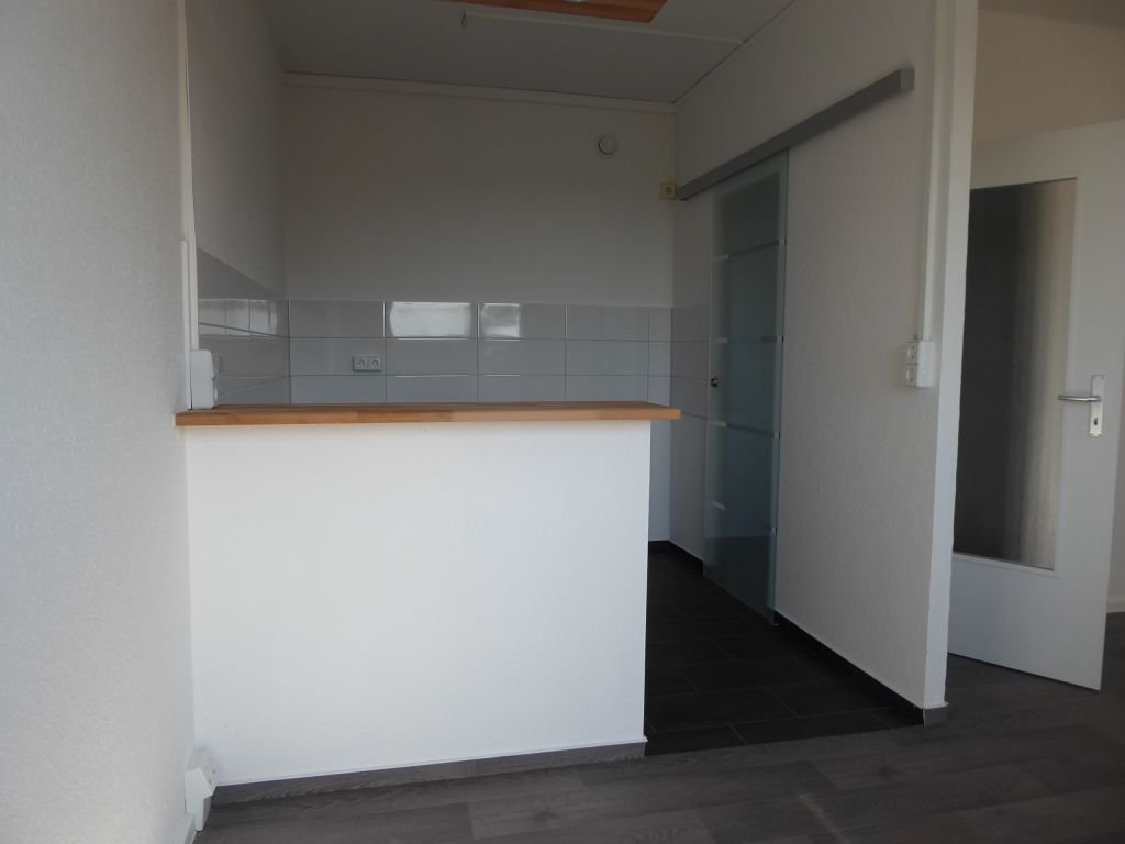 Wohnung zur Miete 340 € 3 Zimmer 57,1 m²<br/>Wohnfläche 4.<br/>Geschoss Gustav-Jeuthe-Straße 3 Süd 43 Dessau-Roßlau 06849