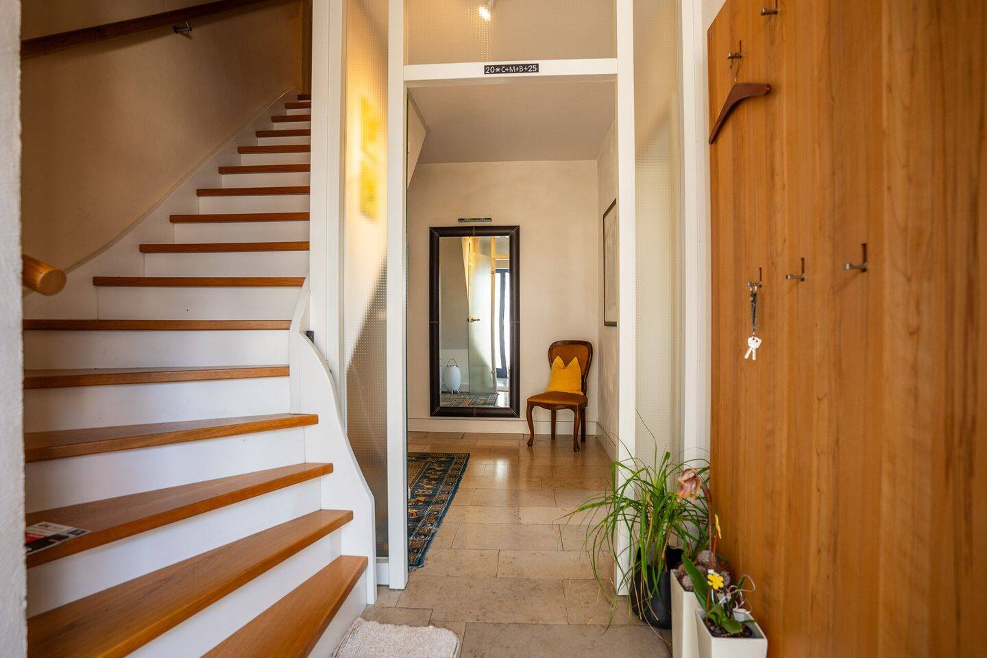 Immobilie in Bastheim - Traumhaus mit großem Grundstück am Waldrand - Bild 3