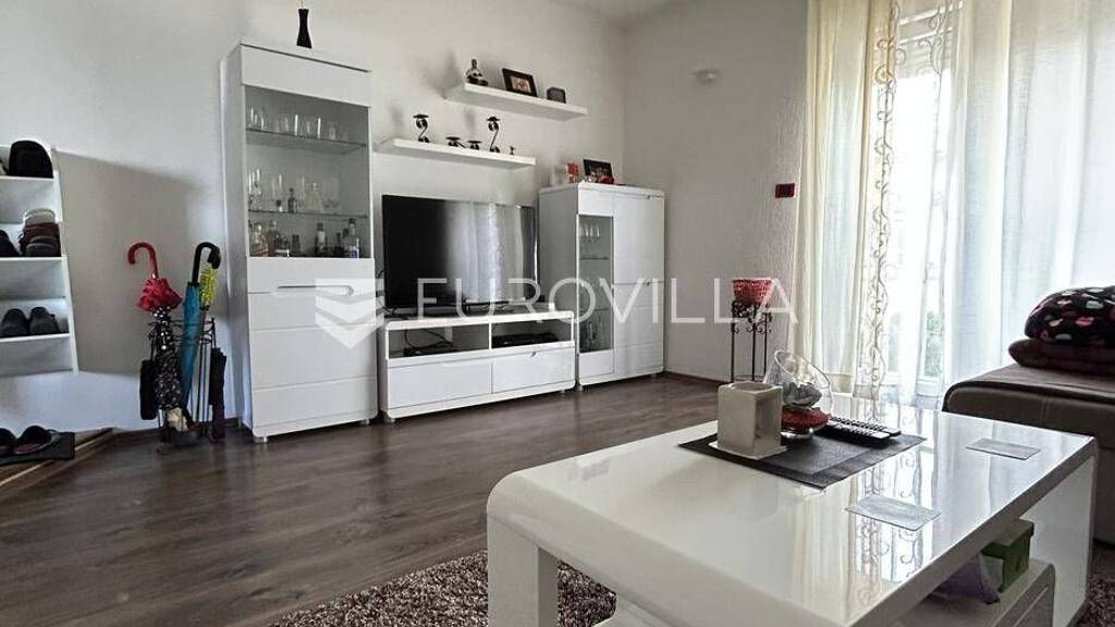 Wohnung zum Kauf 199.000 € 2 Zimmer 66 m² 1. Geschoss Centar Center 52100