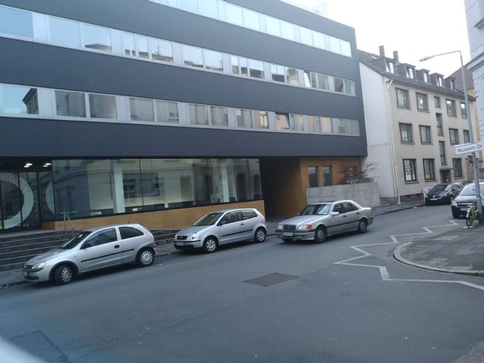 Maisonette zur Miete 1.000 € 2 Zimmer 123 m²<br/>Wohnfläche 2.<br/>Geschoss 01.04.2025<br/>Verfügbarkeit Güntherstraße Dellviertel Duisburg 47051