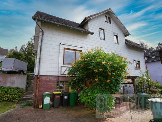 Doppelhaushälfte zum Kauf 125.000 € 5 Zimmer 97,5 m² 580 m² Grundstück Mönchröden Rödental 96472