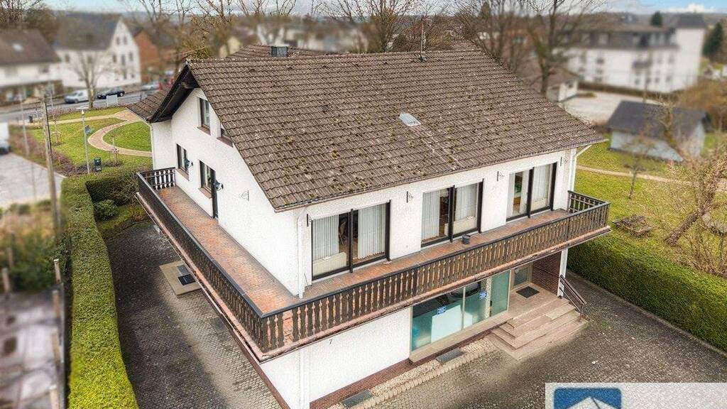 Mehrfamilienhaus zum Kauf 350.000 € 7 Zimmer 172,5 m² 668 m² Grundstück Flammersfeld 57632