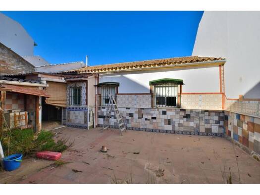 Reihenhaus zum Kauf 180.000 € 2 Zimmer 66 m² Ronda 29400