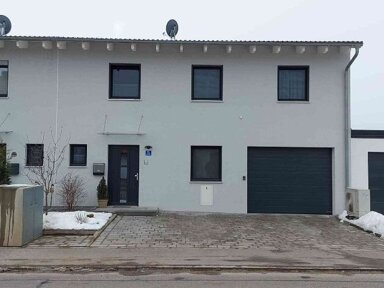 Haus zum Kauf provisionsfrei 364.000 € 6 Zimmer 195 m² 380 m² Grundstück Niedertraublingerstraße Mangolding Mintraching 93098