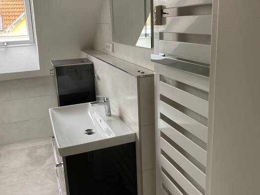Wohnung zur Miete 1.150 € 3 Zimmer 92 m² frei ab 01.09.2025 Ziegeleiweg Weimar 99425
