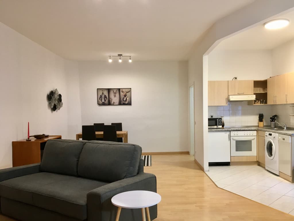 Wohnung zur Miete Wohnen auf Zeit 2.300 € 2 Zimmer 75 m²<br/>Wohnfläche 22.01.2025<br/>Verfügbarkeit Gleimstraße Prenzlauer Berg Berlin 10437