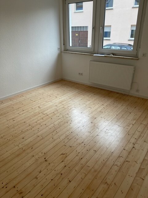 Wohnung zur Miete 530 € 2 Zimmer 52,9 m²<br/>Wohnfläche EG<br/>Geschoss ab sofort<br/>Verfügbarkeit Dorfstraße 7b Damm Aschaffenburg 63741