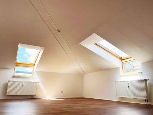 Wohnung zum Kauf 285.000 € 2 Zimmer 77 m² 4 Geschosse frei ab sofort Viktoriastraße 70 b Velten 16727