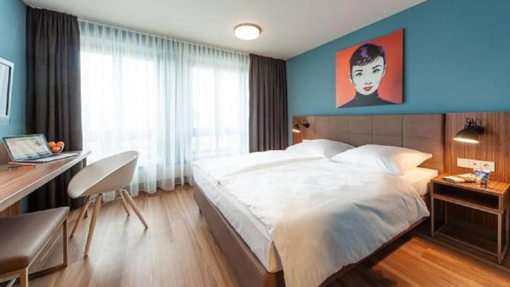 Wohnung zur Miete Wohnen auf Zeit 2.315 € 1 Zimmer 19 m²<br/>Wohnfläche ab sofort<br/>Verfügbarkeit Kaiserstraße Vor dem Koblenzer Tor Bonn 53113