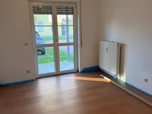 Wohnung zur Miete 350 € 2 Zimmer 33 m² frei ab sofort Weiden Weiden in der Oberpfalz 92637