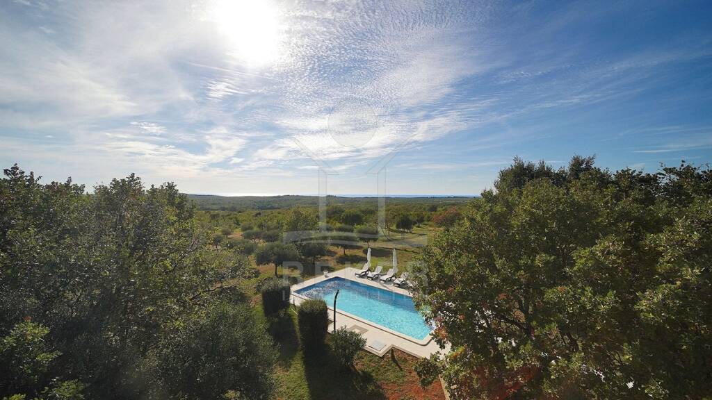 Bungalow zum Kauf 730.000 € 4 Zimmer 97,5 m² 21.278 m² Grundstück Rovinj