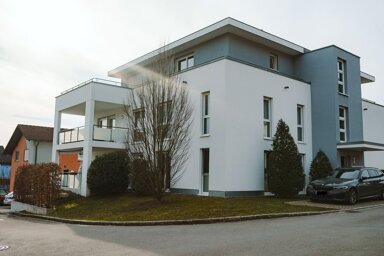 Penthouse zur Miete 1.010 € 2 Zimmer 77,4 m² 2. Geschoss frei ab 01.05.2025 Baummattstr. 2 Schwörstadt Schwörstadt 79739