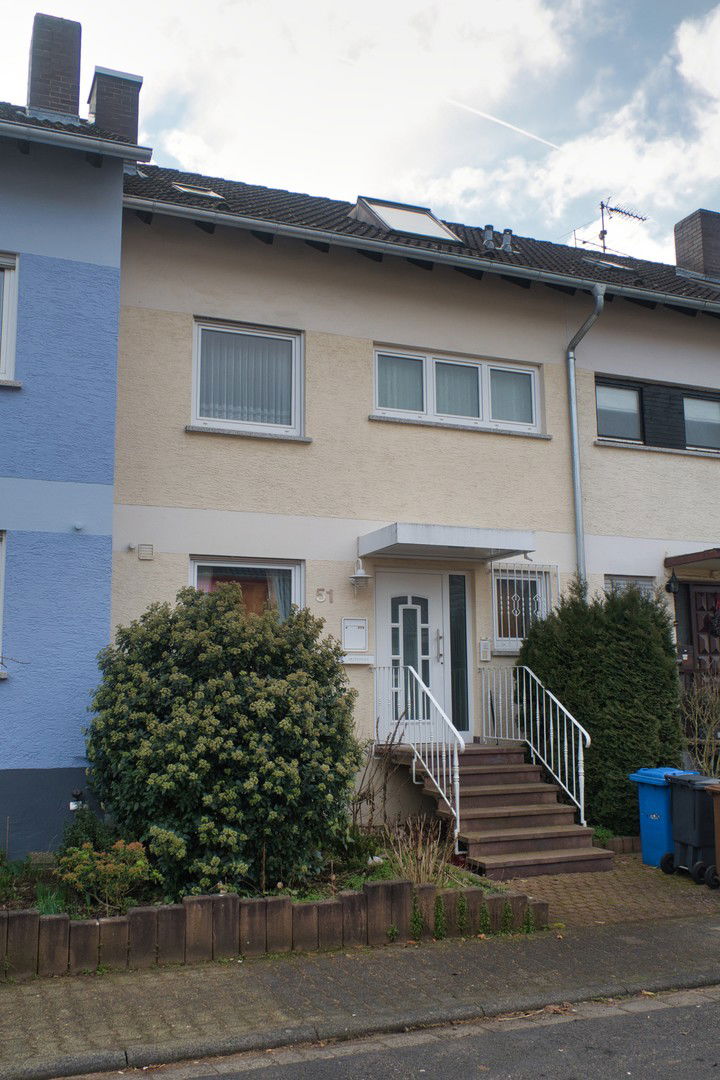 Reihenmittelhaus zum Kauf provisionsfrei 419.000 € 5 Zimmer 135 m²<br/>Wohnfläche 213 m²<br/>Grundstück Niederrodenbach Rodenbach 63517