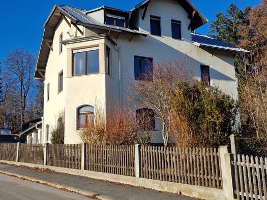Einfamilienhaus zum Kauf 195.000 € 12 Zimmer 347 m² 1.560 m² Grundstück Spiegelau 94518