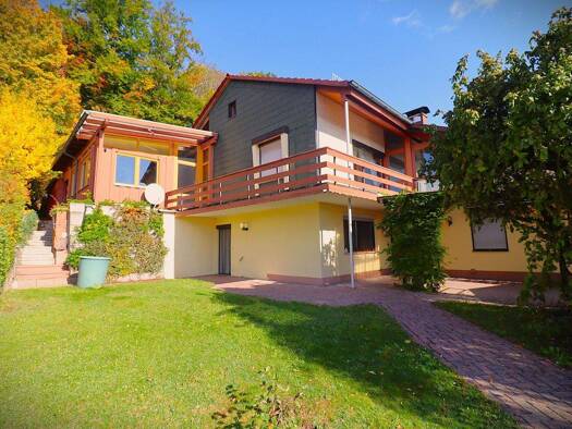 Wohnung zum Kauf provisionsfrei 240.000 € 5 Zimmer 123 m² Grub Grub am Forst 96271