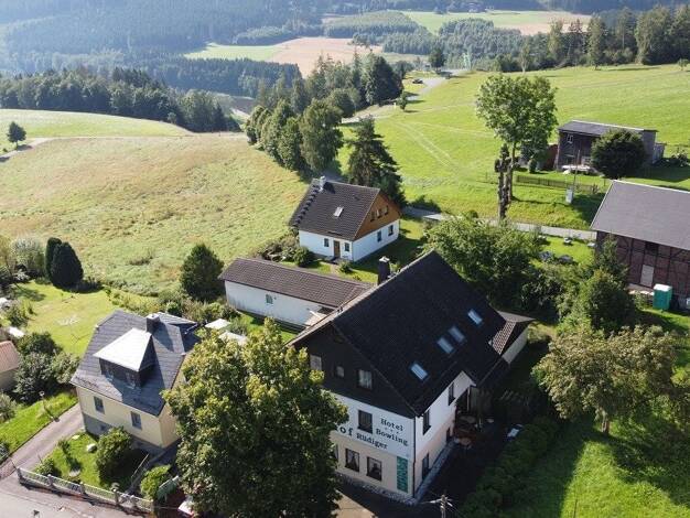 Hotel zum Kauf 195.000 € 16 Zimmer 1.045 m² Grundstück Rosenthal 07366