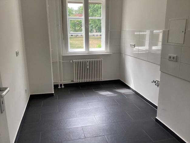 Wohnung zur Miete 757 € 2 Zimmer 60,8 m² frei ab 08.08.2026 Friedrich-Engels-Str. 59 Niederschönhausen Berlin 13156