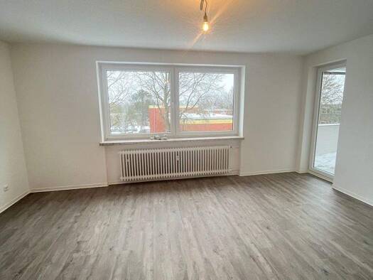 Wohnung zur Miete 529 € 3 Zimmer 67,3 m² 2. Geschoss frei ab 01.03.2026 Ellenberger Straße 14 Kappeln 24376