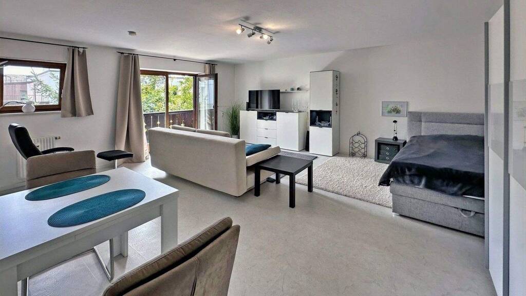 Studio zum Kauf 208.000 € 1 Zimmer 43 m² Bad Endorf 83093