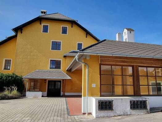 Haus zum Kauf 1.300.000 € 970 m² 9.170 m² Grundstück Mölbling Mölbling 9330
