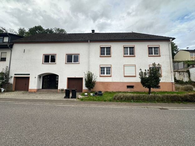 Einfamilienhaus zum Kauf 249.900 € 9 Zimmer 280 m² 1.600 m² Grundstück frei ab sofort Meurich 8 Meurich Kirf 54441