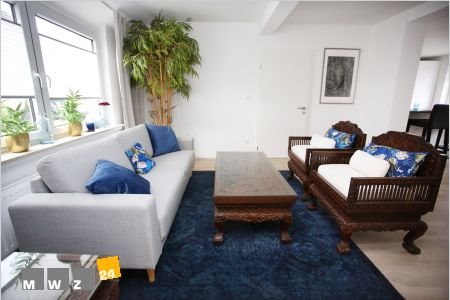 Wohnung zur Miete Wohnen auf Zeit 4.600 € 7 Zimmer 233 m²<br/>Wohnfläche ab sofort<br/>Verfügbarkeit Kalkum Düsseldorf 40489