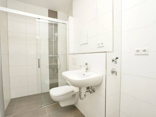 Wohnung zur Miete 205 € 2 Zimmer 40,2 m² EG Münchner Str. 22 Sonnenberg Chemnitz 09130