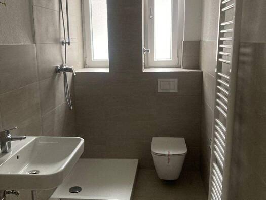 Wohnung zur Miete 750 € 3 Zimmer 76,2 m² 2. Geschoss Breslauer Str. 98 Frohnhausen Essen 45145