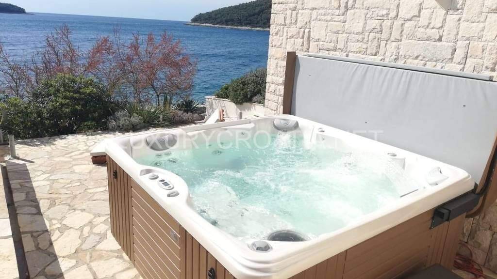 Haus zum Kauf 1.300.000 € 5 Zimmer 230 m² Blato