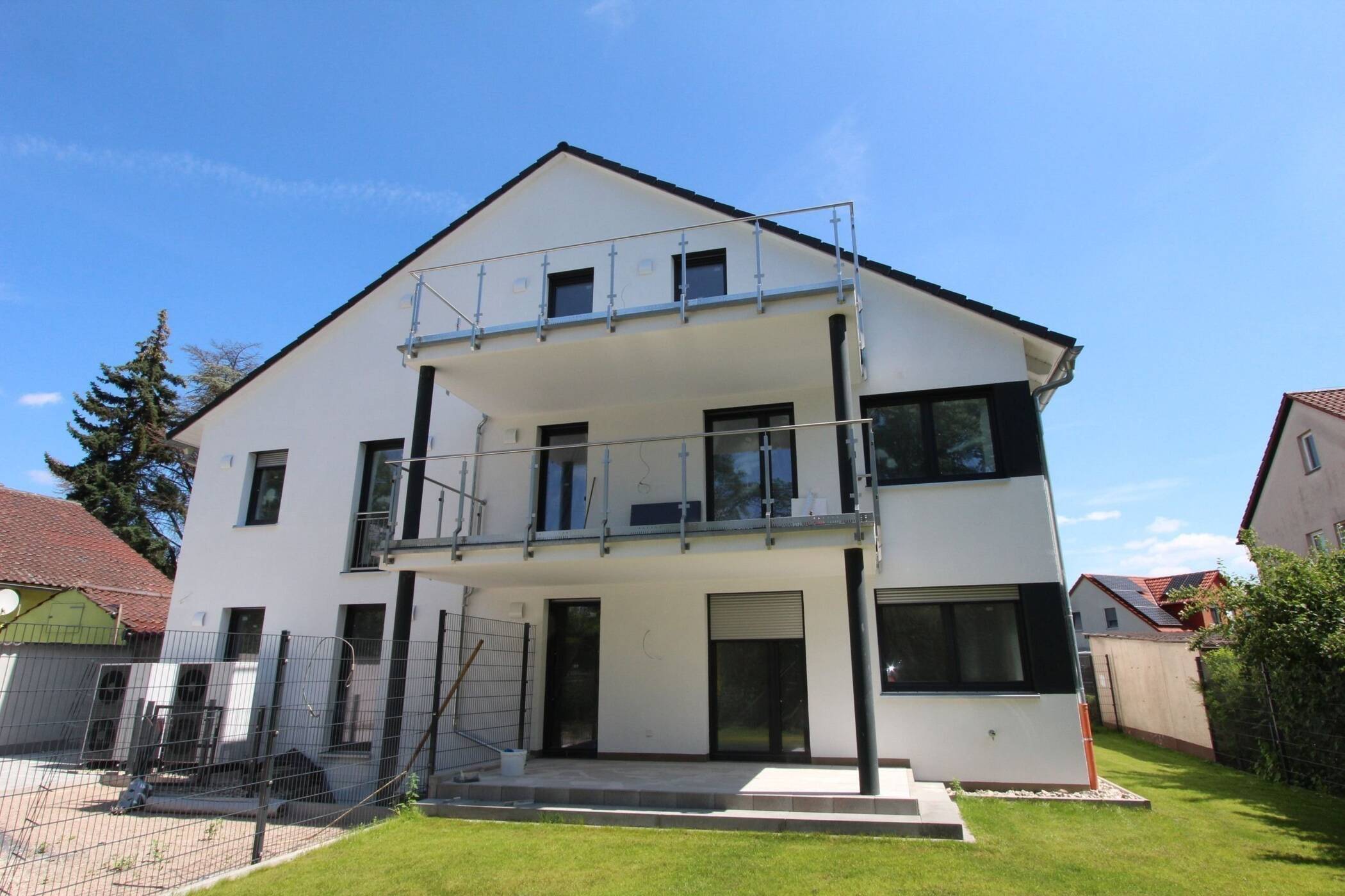 100 % A B V E R K A U F : Provisionsfrei-Neubau KFW 55 -Moderne, repräsentative Wohnung in guter Lage von Fürth für gehobene Ansprüche – Roseggerstr. 14, 90765 Fürth – Vorschaubild 2