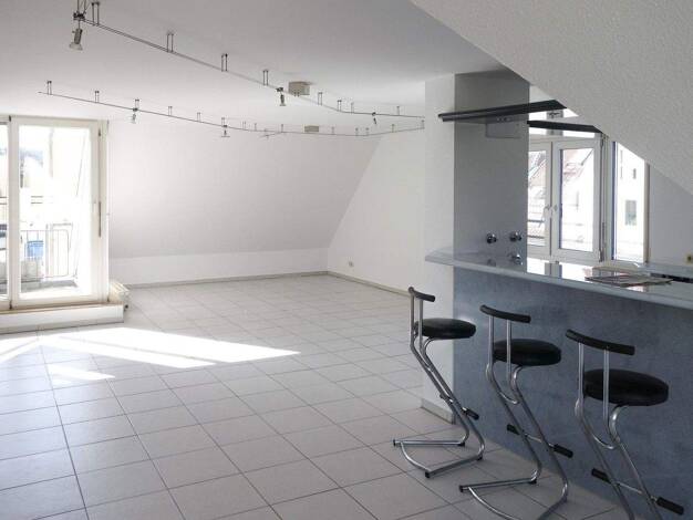 Maisonette zur Miete 1.400 € 3 Zimmer 116 m² 3. Geschoss frei ab sofort Oberesslingen Esslingen 73730