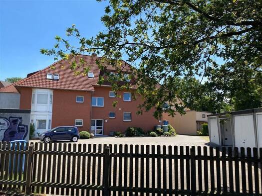 Mehrfamilienhaus zum Kauf provisionsfrei als Kapitalanlage geeignet 1.180.000 € 630 m² Mitte Delmenhorst 27751