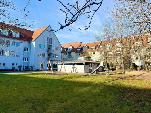 Wohnung zur Miete 1.320 € 3,5 Zimmer 139 m² 3. Geschoss frei ab sofort Münchner Straße 33b Roth 91154