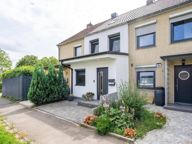 Haus zum Kauf 499.000 € 5 Zimmer 81,1 m² 169 m² Grundstück frei ab sofort Farmsen-Berne Hamburg 22159