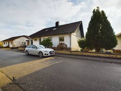 Haus zum Kauf 395.000 € 9 Zimmer 305 m² 752 m² Grundstück Neunkirchen am Potzberg 66887