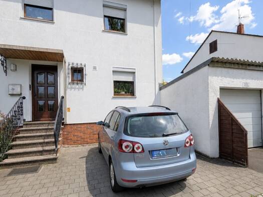 Reihenendhaus zum Kauf 475.000 € 4,5 Zimmer 130,1 m² 242 m² Grundstück Nellingen-Parksiedlung Ostfildern 73760