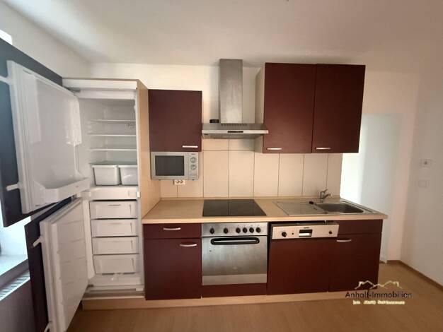 Wohnung zur Miete 615 € 3 Zimmer 77 m² EG frei ab sofort Rudolf-Breitscheid-Straße 39 Greppin 06803