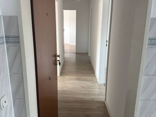 Rohdachboden zur Miete 481 € 3 Zimmer 76,3 m² 4. Geschoss Kempener Straße 109 Nippes Köln 50733