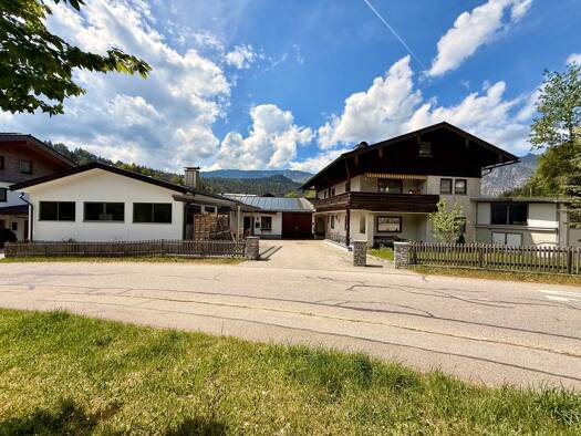Mehrfamilienhaus zum Kauf 950.000 € 7 Zimmer 200 m² 1.082 m² Grundstück Bischofswiesen Bischofswiesen 83483