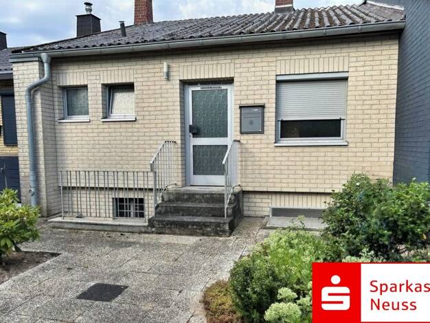 Reihenmittelhaus zum Kauf 299.000 € 4 Zimmer 92 m² 324 m² Grundstück Vogelsang Neuss 41462