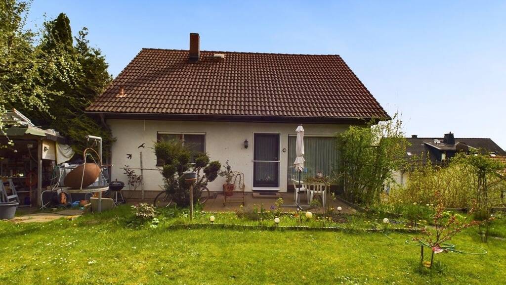 Mehrfamilienhaus zum Kauf 248.500 € 9 Zimmer 132 m² 636 m² Grundstück Birstein 63633