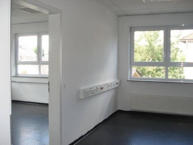 Bürofläche zur Miete 390 m² Bürofläche teilbar von 390 m² bis 390 m² Schorndorf Schorndorf 73614