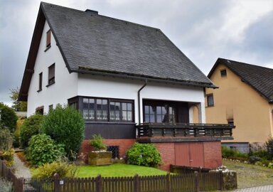 Mehrfamilienhaus zum Kauf 350.000 € 8 Zimmer 168 m² 868 m² Grundstück frei ab 15.12.2024 Hermeskeil Hermeskeil 54411