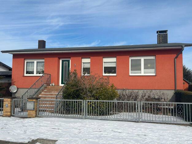 Einfamilienhaus zum Kauf 239.000 € 4 Zimmer 98 m² 600 m² Grundstück frei ab 01.04.2026 Franz-Schubert-Straße 2 Grimmen 18507