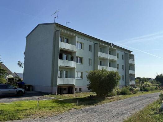 Wohnung zur Miete 656 € 4 Zimmer Großdobritz Niederau / Großdobritz 01689