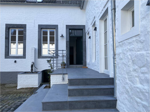 Einfamilienhaus zur Miete 2.450 € 6 Zimmer 220 m² 905 m² Grundstück Aachen 52078