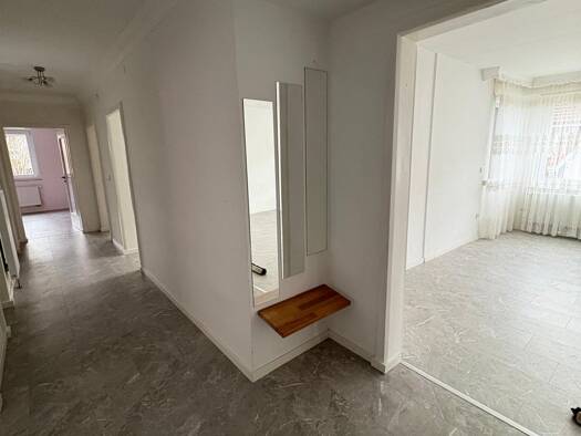 WG-Zimmer zur Miete 1.200 € 4 Zimmer 110 m² Geschoss 1/4 frei ab sofort Laienbergstraße 48 Bad Wildbad 75323